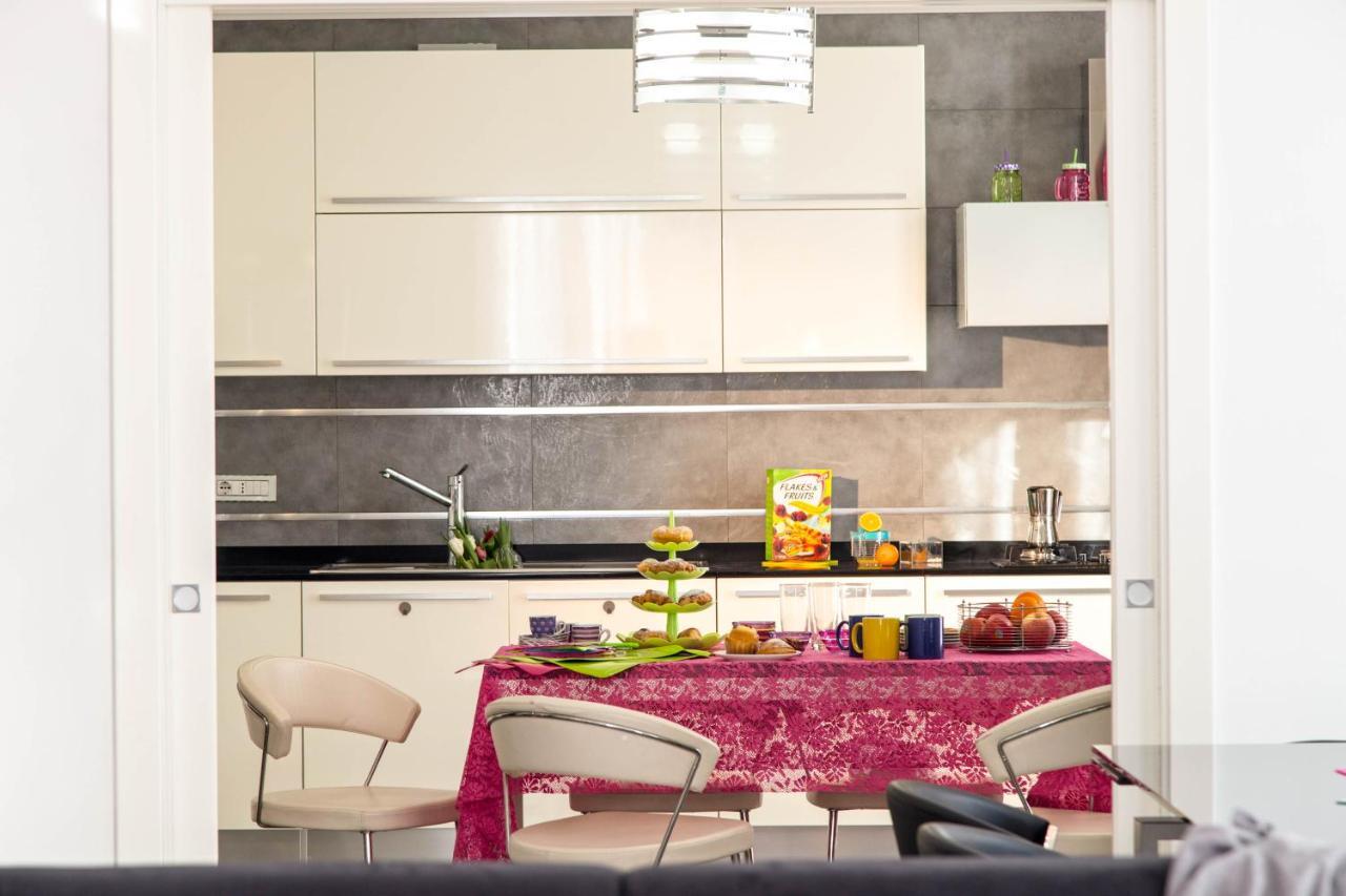 Ferdinando Arthouse Oversized Modern Apartment - By Gocce Team Νάπολη Εξωτερικό φωτογραφία