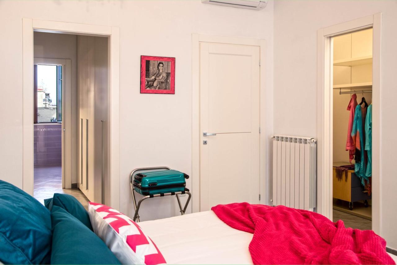 Ferdinando Arthouse Oversized Modern Apartment - By Gocce Team Νάπολη Εξωτερικό φωτογραφία